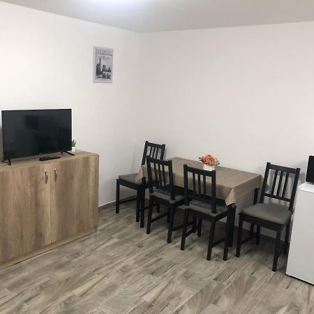 Bettina Vendeghaz Apartment Kiskoros Luaran gambar